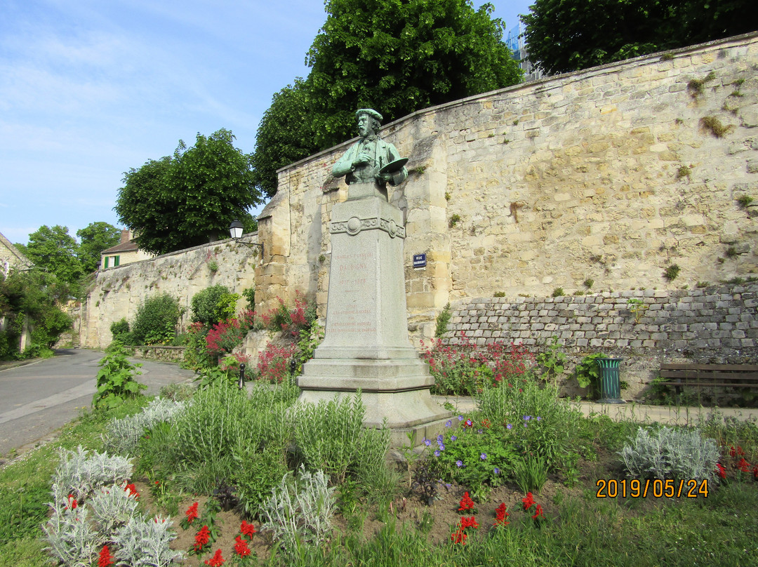 Monument à Charles François Daubigny景点图片