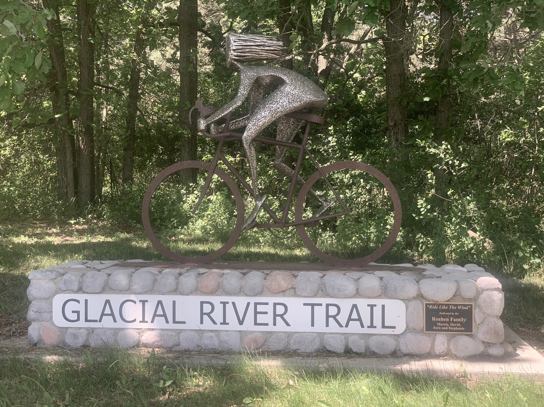 Glacial River Bike Trail景点图片