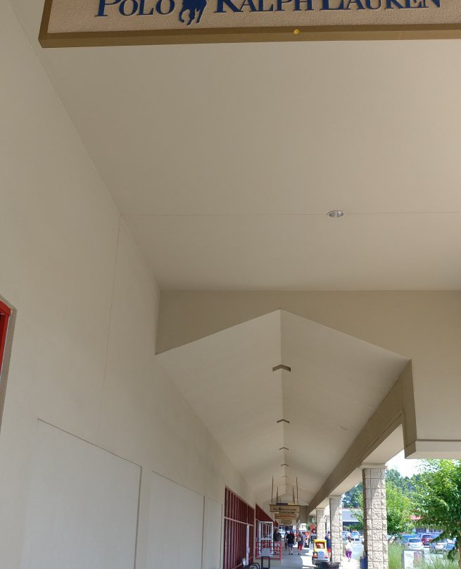 Tanger Outlets Locust Grove-Locust Grove必去景点