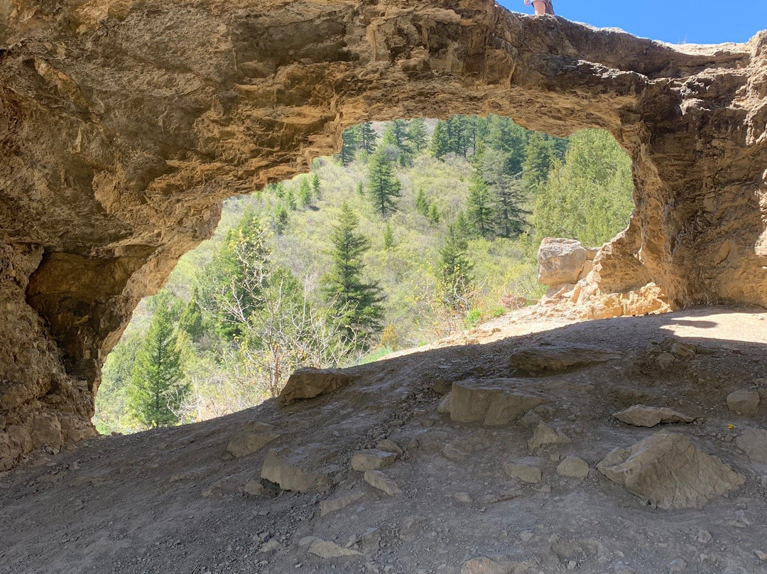 Wind Caves Hike景点图片