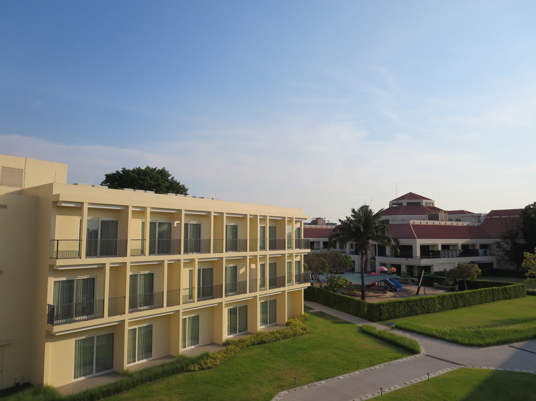 Eastin Thana City Golf Resort Bangkok主图