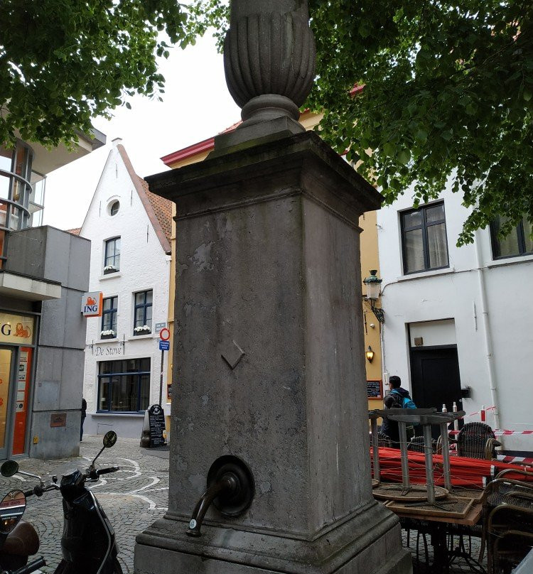 Sint-Amandsstraat Hand Pump-布鲁日必去景点