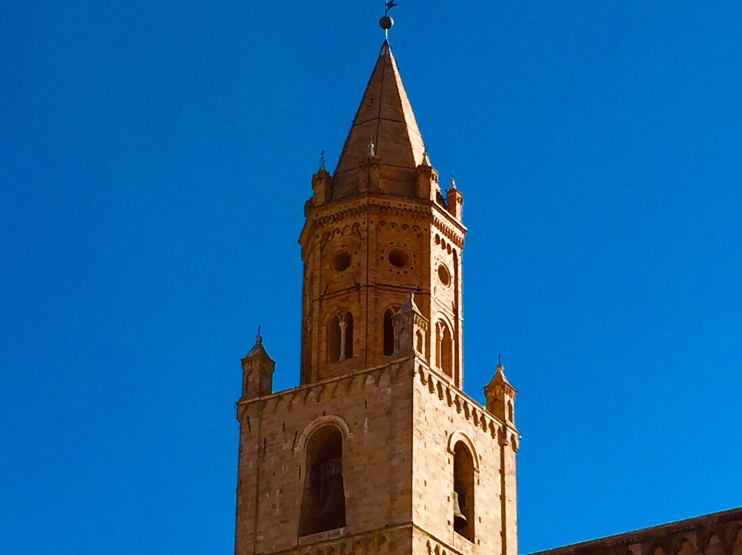 Torre Campanaria di Atri景点图片
