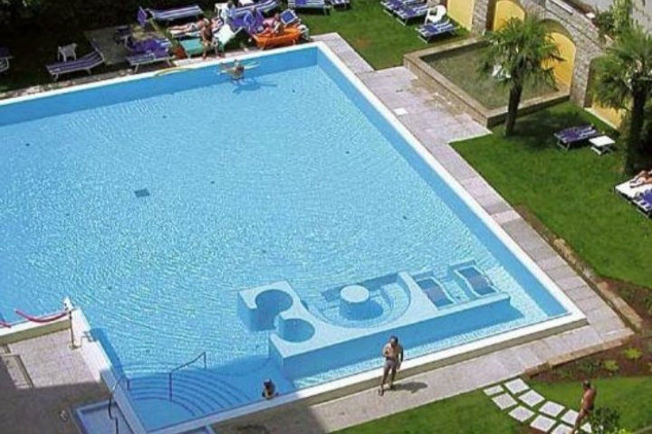 Hotel Paradiso主图