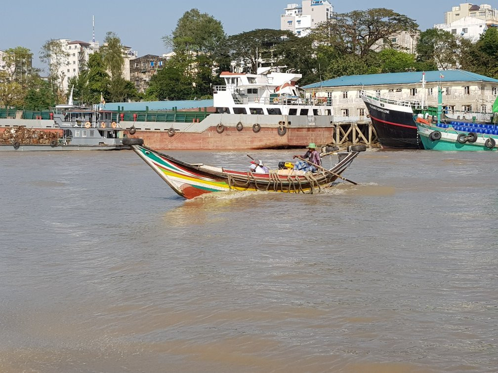 Yangon Water Bus-仰光必去景点