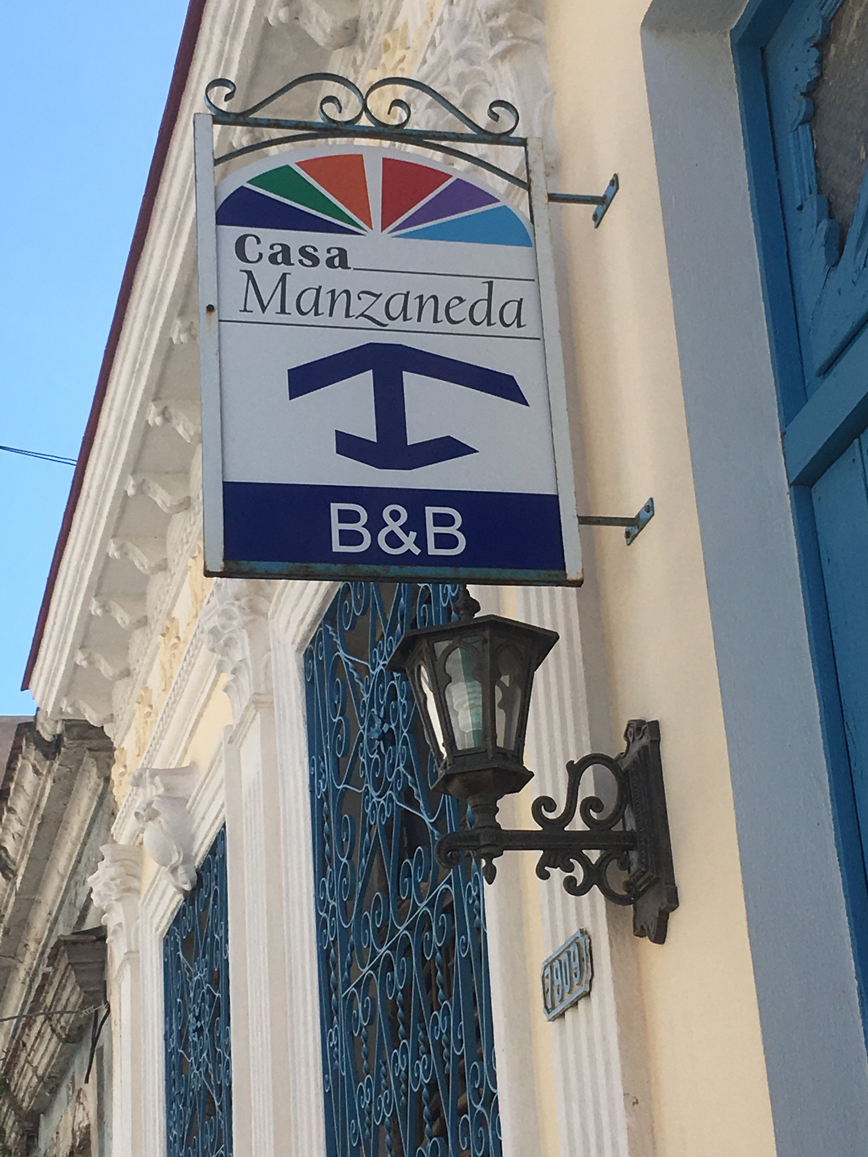 Casa Manzaneda-portrait