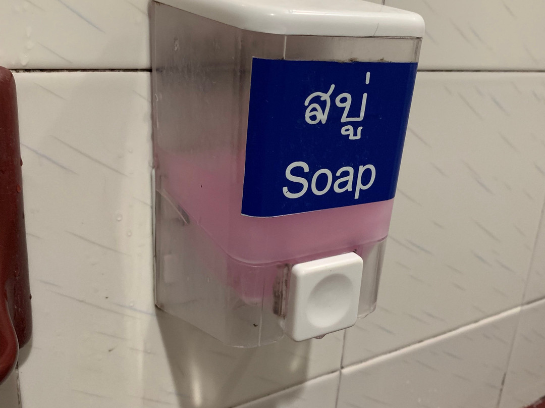 奈斯海滩酒店主图