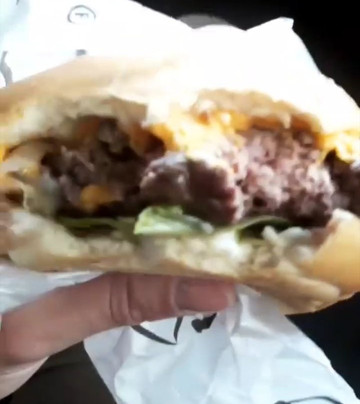 100% Burger