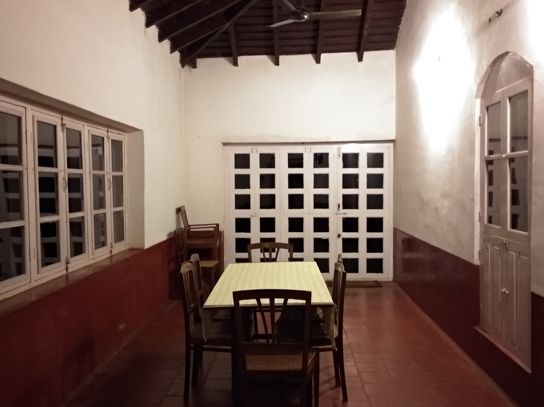 Linger at Balur Estate主图