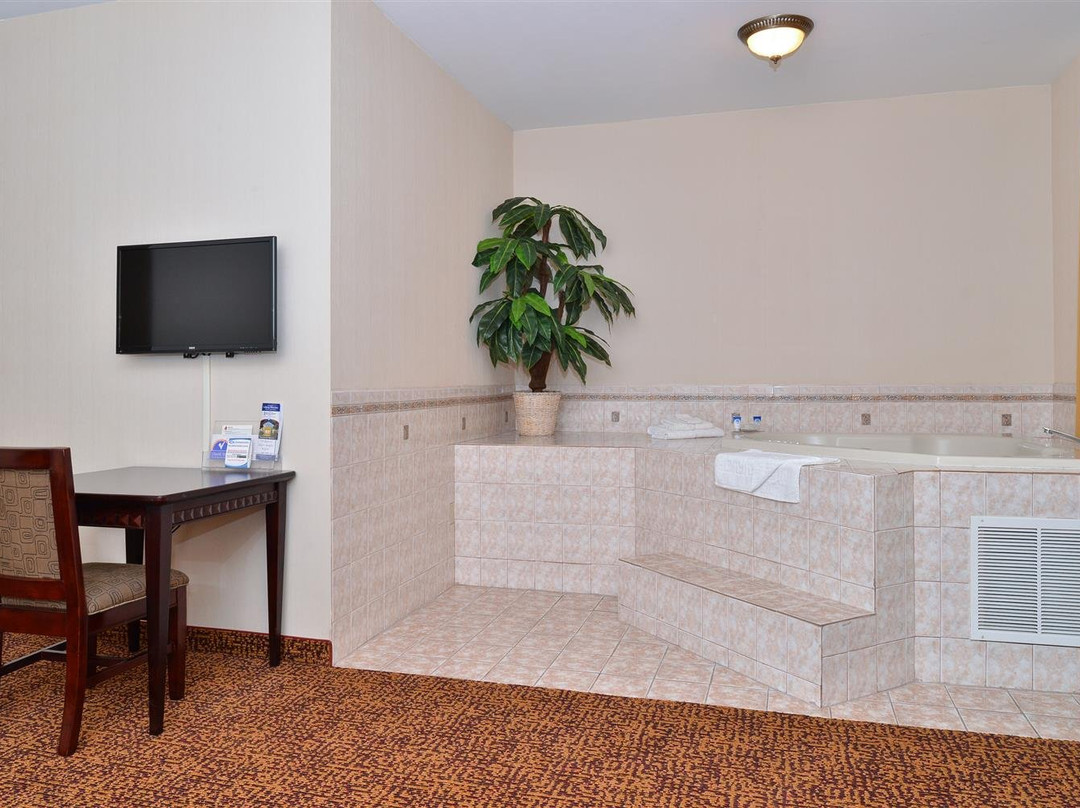 Americas Best Value Inn Westmorland主图