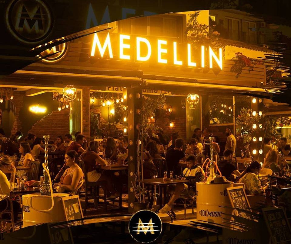 Medellin Lounge