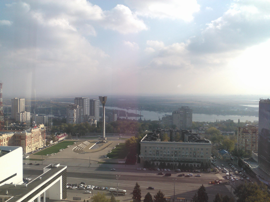 Teatralnaya Square景点图片