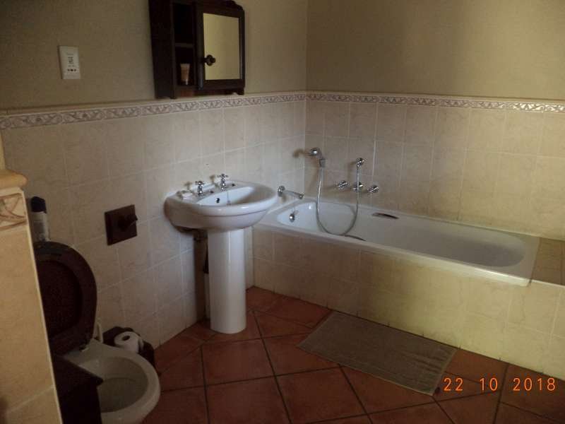 Lala Nathi Country Guesthouse-浴室