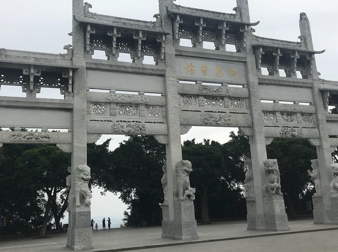 西樵山南海观音-佛山市必去景点