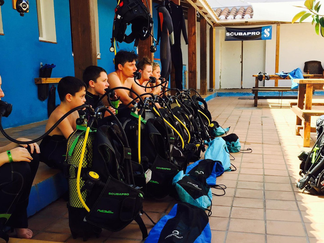 Blue Dive Menorca-Port d'Addaia必去景点