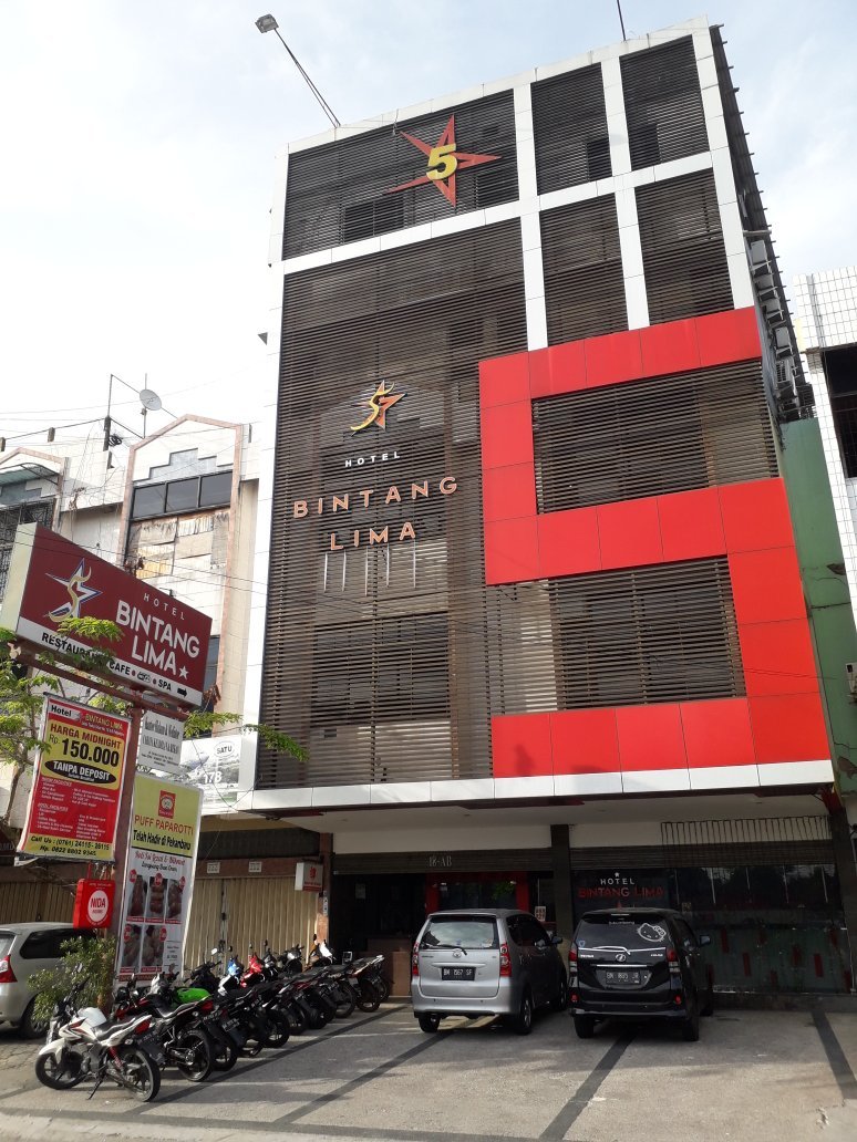 Hotel Bintang Lima-浴室