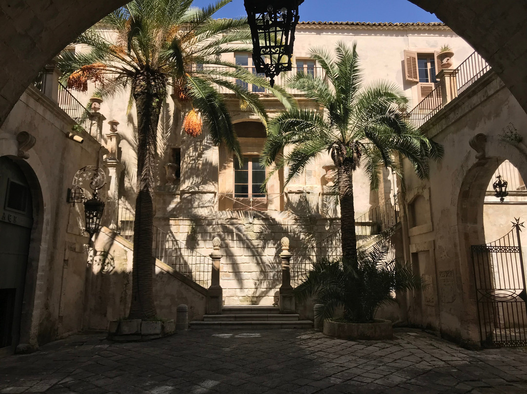 Palazzo Castelluccio-诺托必去景点