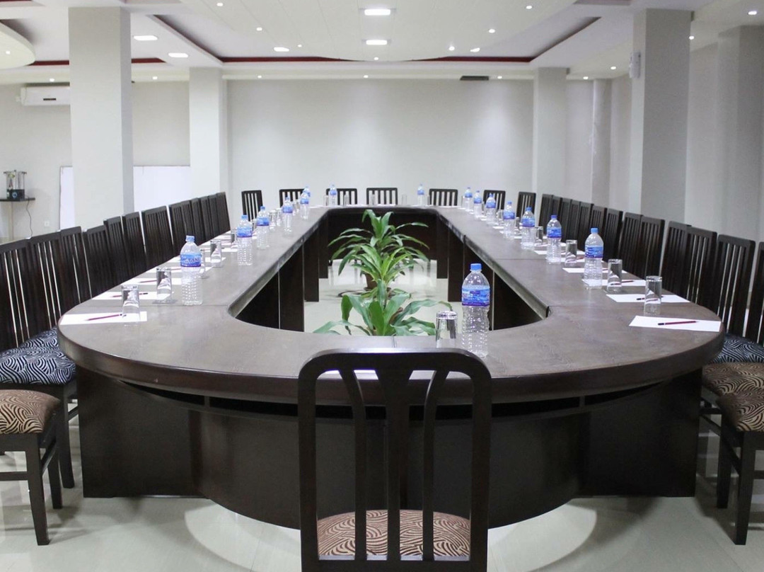 Darcy's International Hotel主图