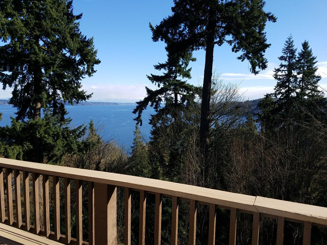 Betty Macdonald Farm主图