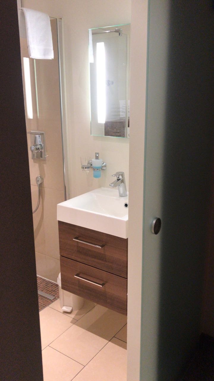 Hotel Am Helmwartsturm-浴室