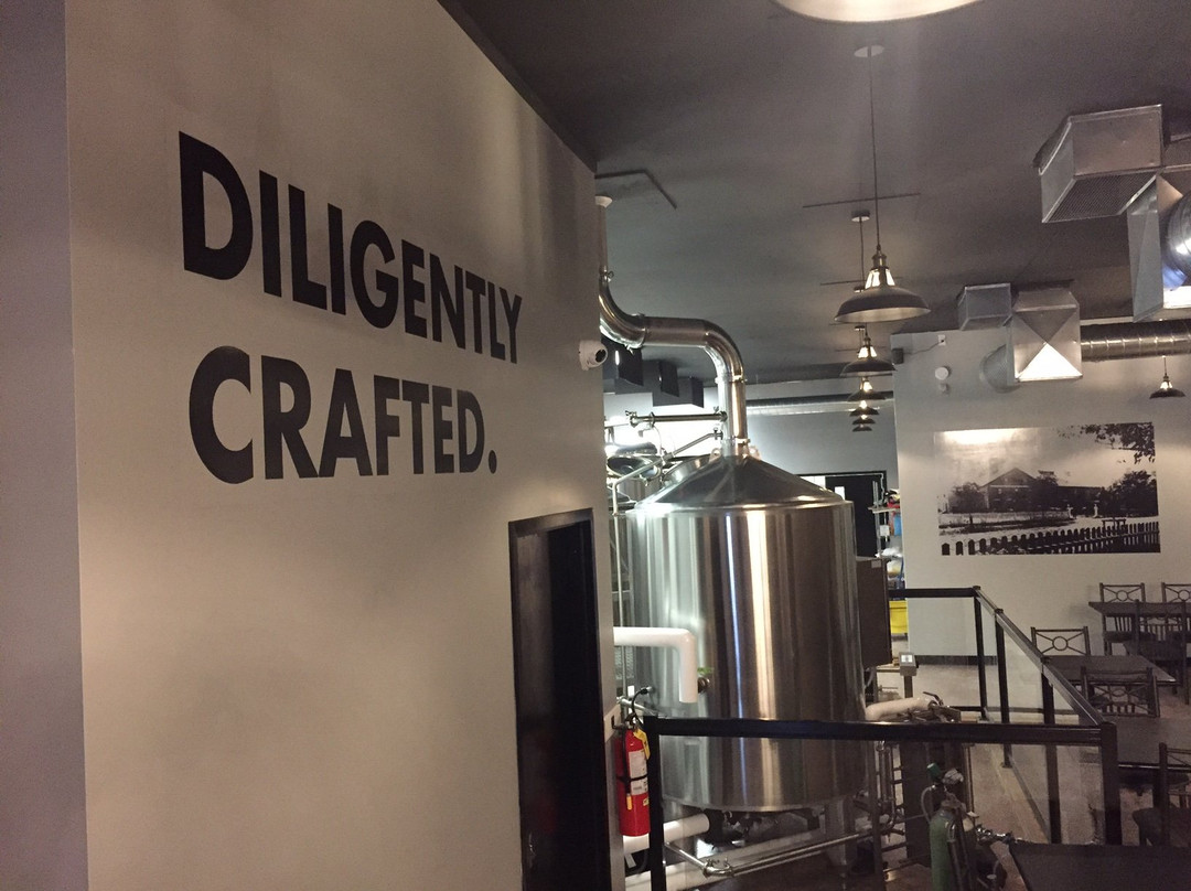 科尔本港餐馆和美食-Breakwall Brewing Company