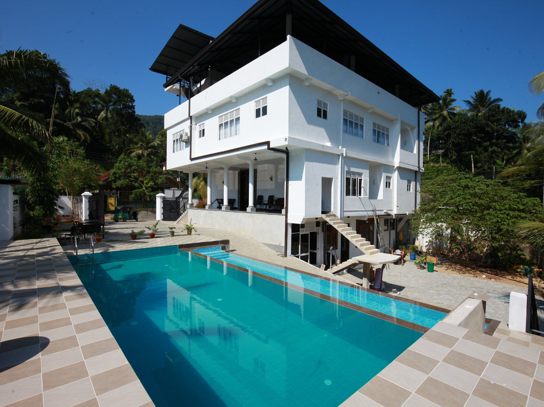 Lavenro Hotel & Resort主图