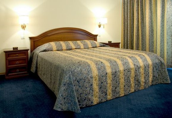 Marins Park Hotel Novosibirsk主图