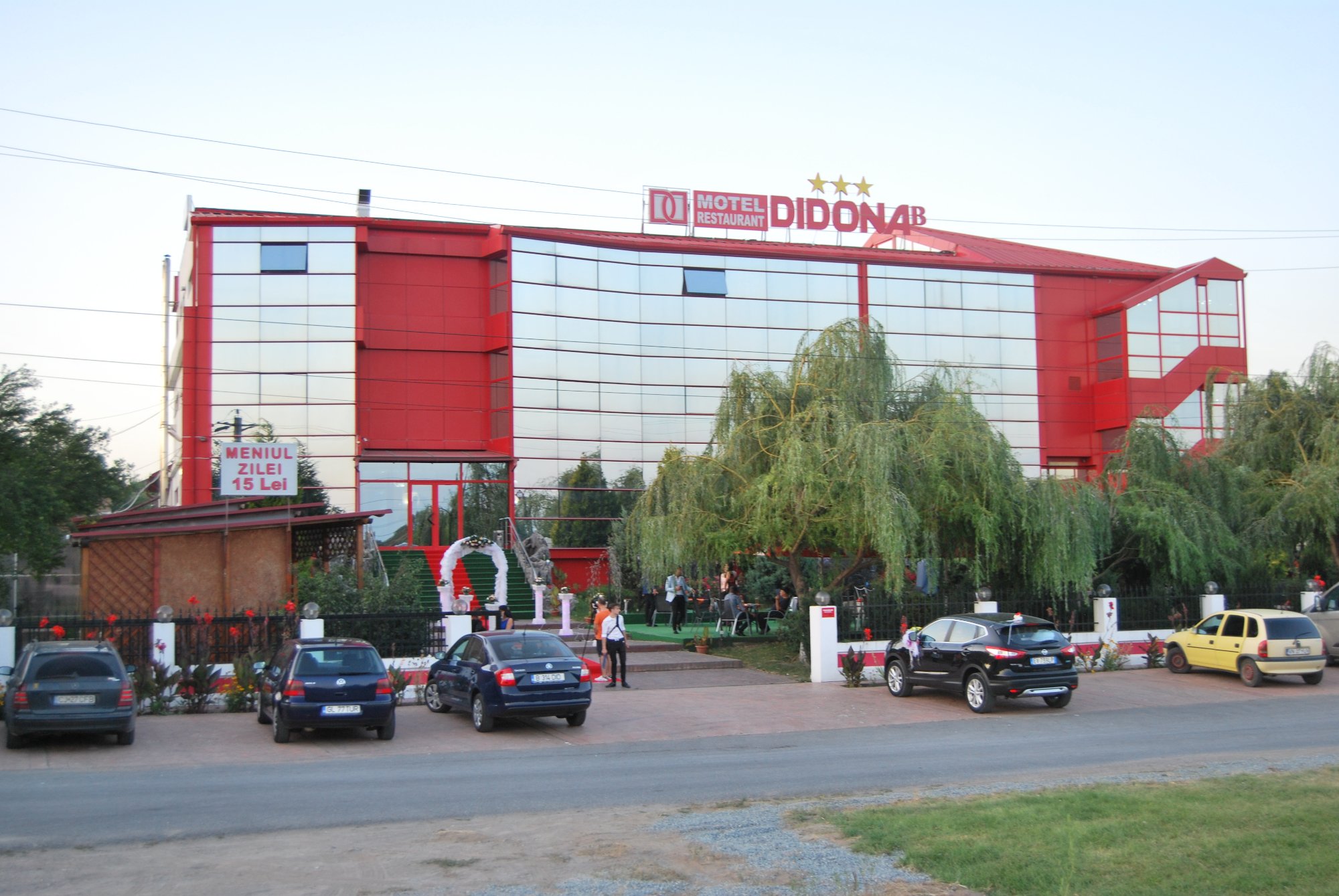 Motel Didona B-官方