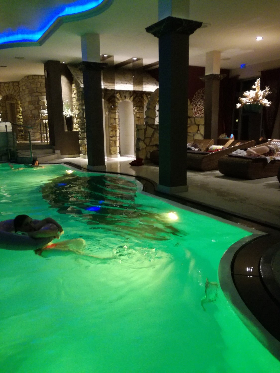 Parkhotel Heidehof-泳池