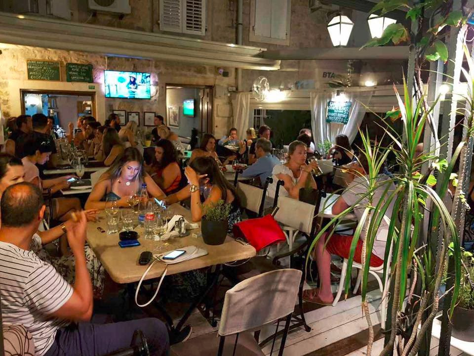 Restaurant-pizzeria  SAMBRA