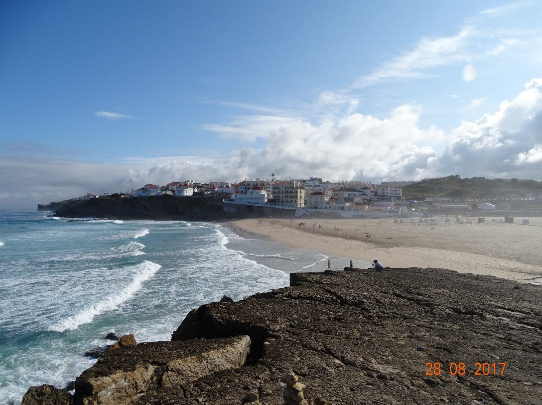 Praia das Macas景点图片