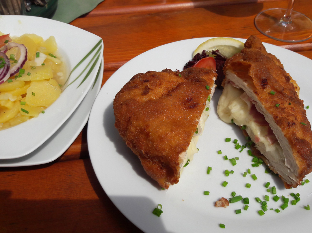 Wittau餐馆和美食-Zum Hopfbaer