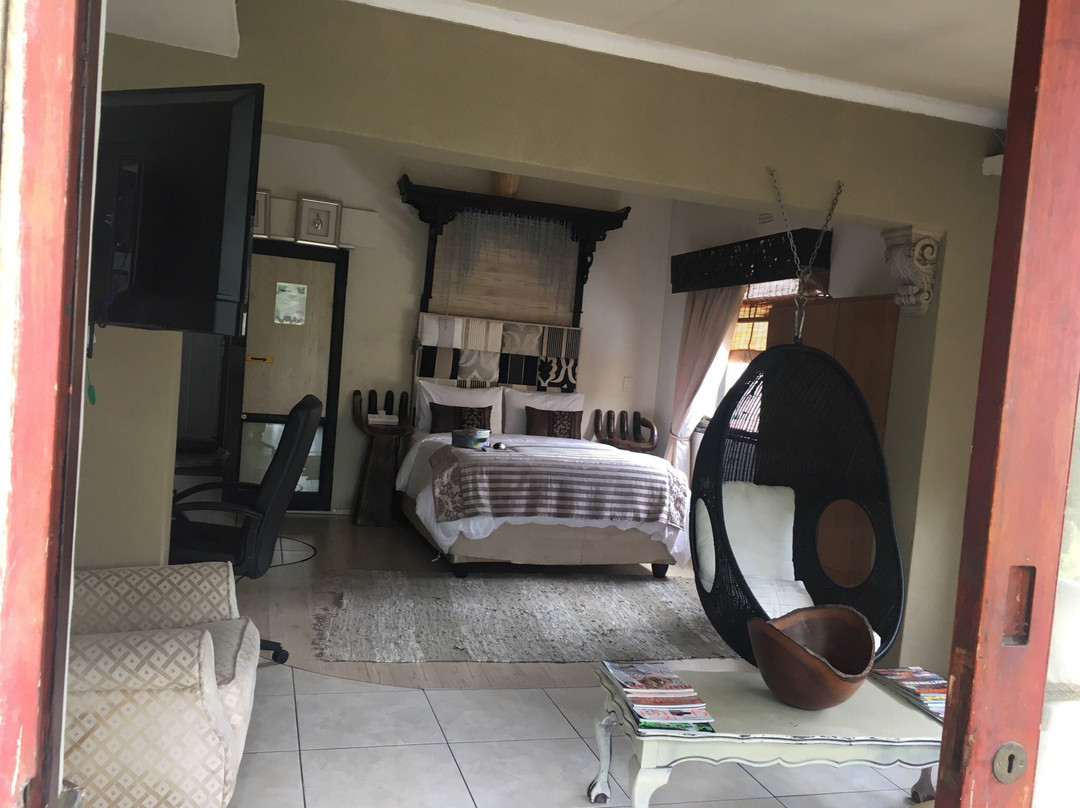 Twin Waters Guest House主图