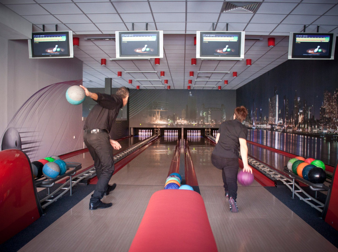 Kula Hula - Bowling Alley景点图片