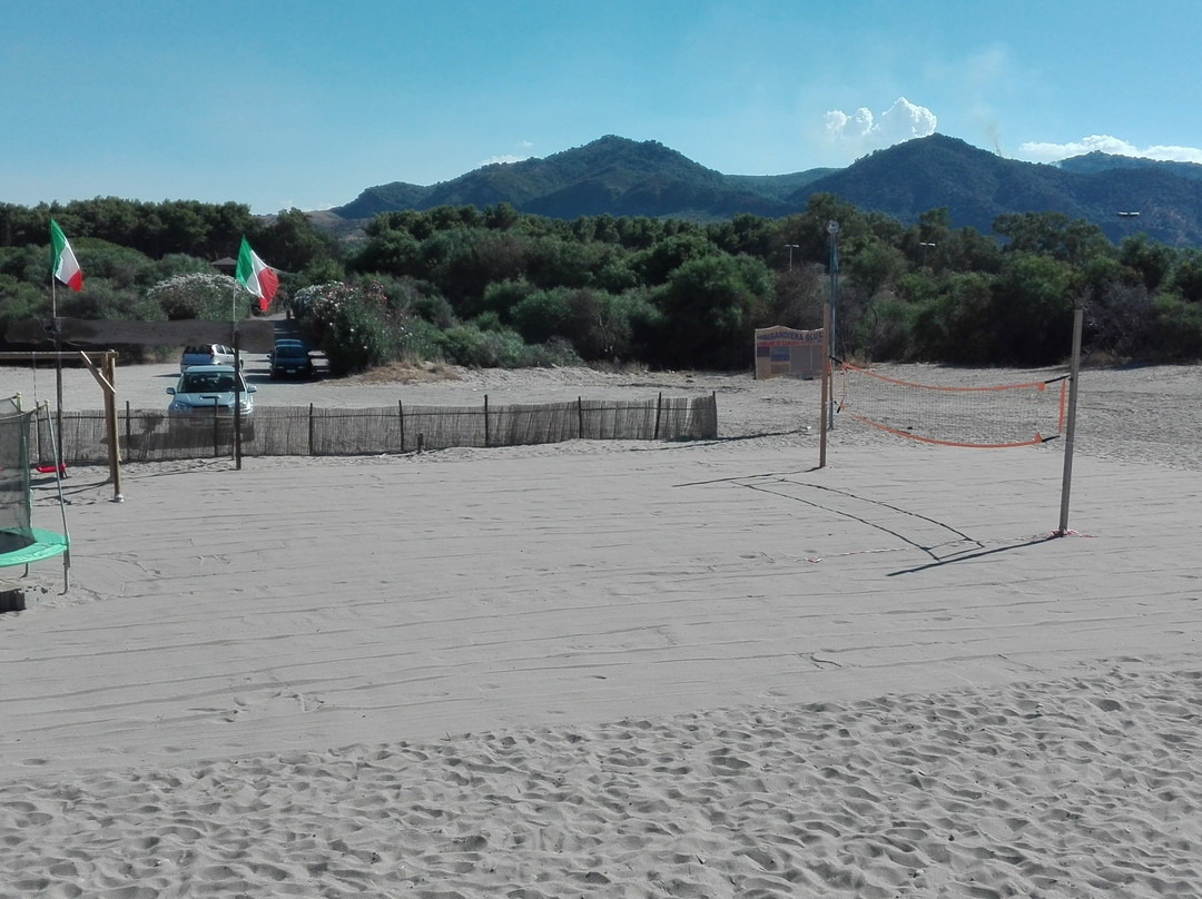 Mamitas Beach景点图片
