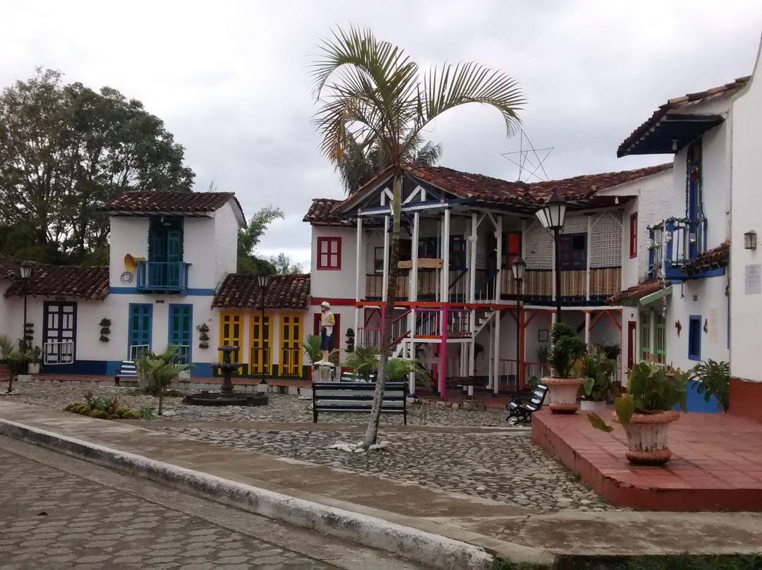 Pueblito Viejo-Aguadas必去景点