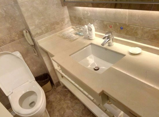 嘉和海景酒店主图