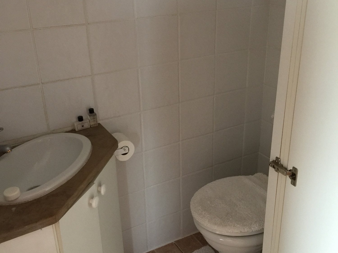 15 on Penguin Guest House主图