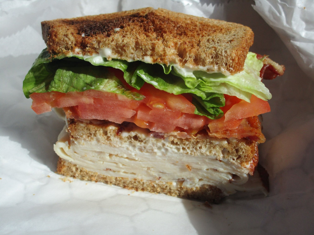 Martinsville餐馆和美食-Martinsville Deli and Marketplace