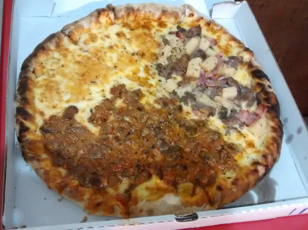 Nella Pietra Pizza