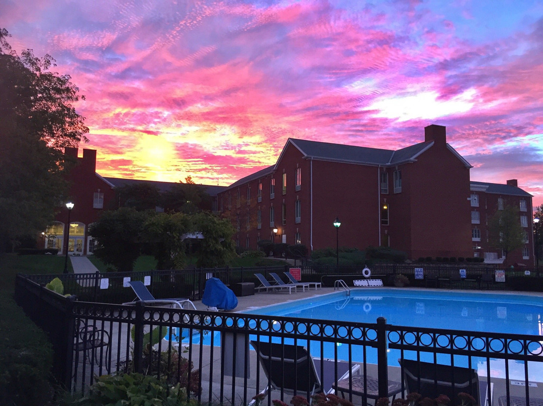 Powell酒店住宿-The Ohioan Hotel & Event Center