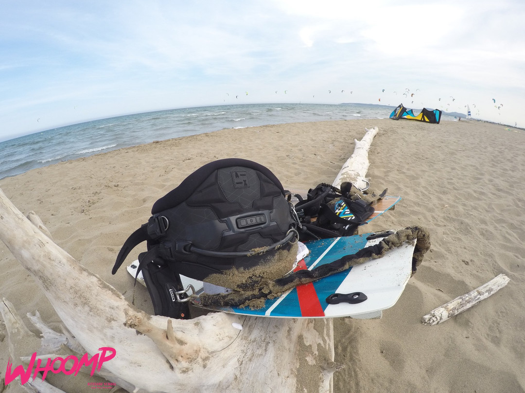 Whoomp Kitesurf School景点图片