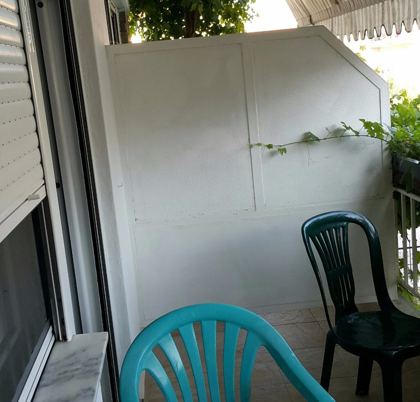 Artemis Apartments主图