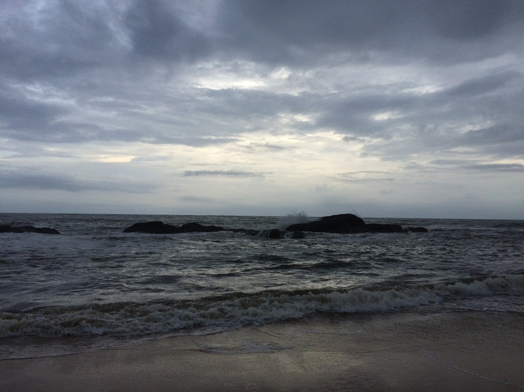 Ezhara Beach景点图片
