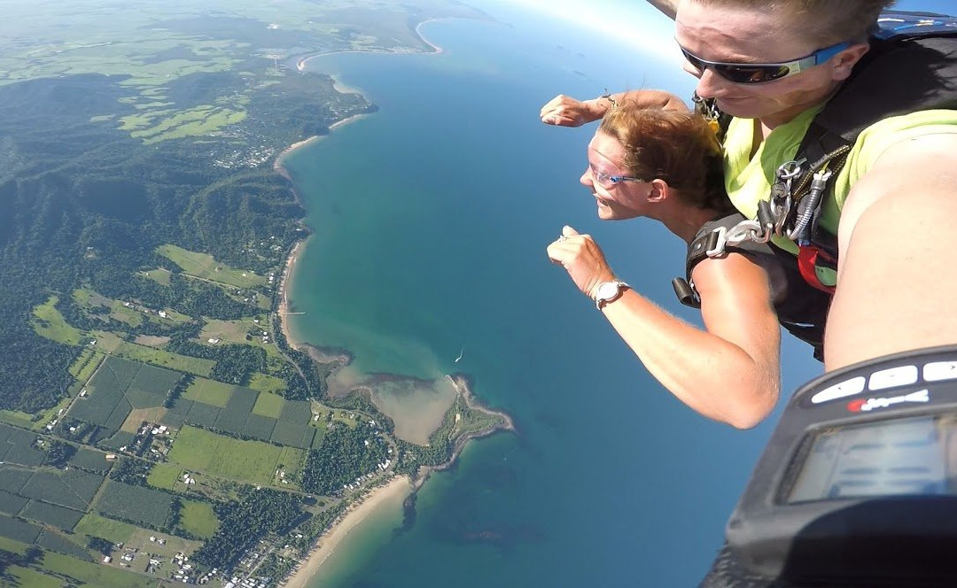 Altitude Skydive Mission Beach景点图片