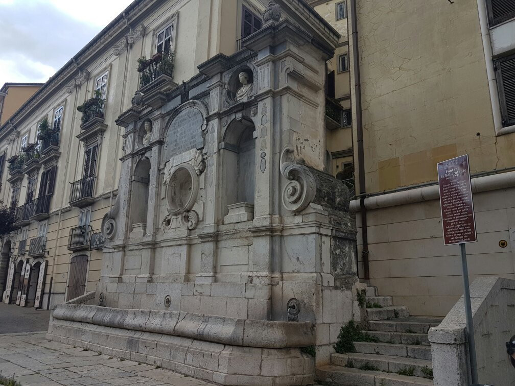 Fontana dei Caracciolo o di Bellerofonte-阿韦利诺必去景点