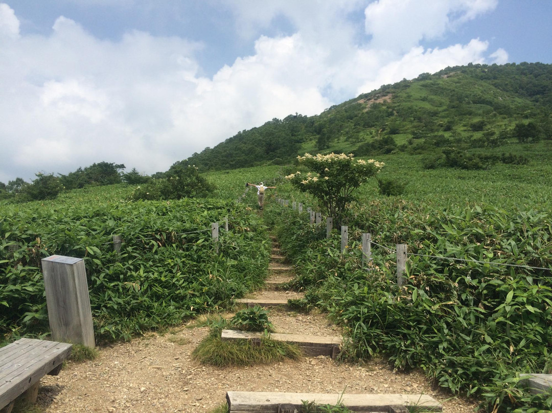 Mikuniyama Mountain景点图片
