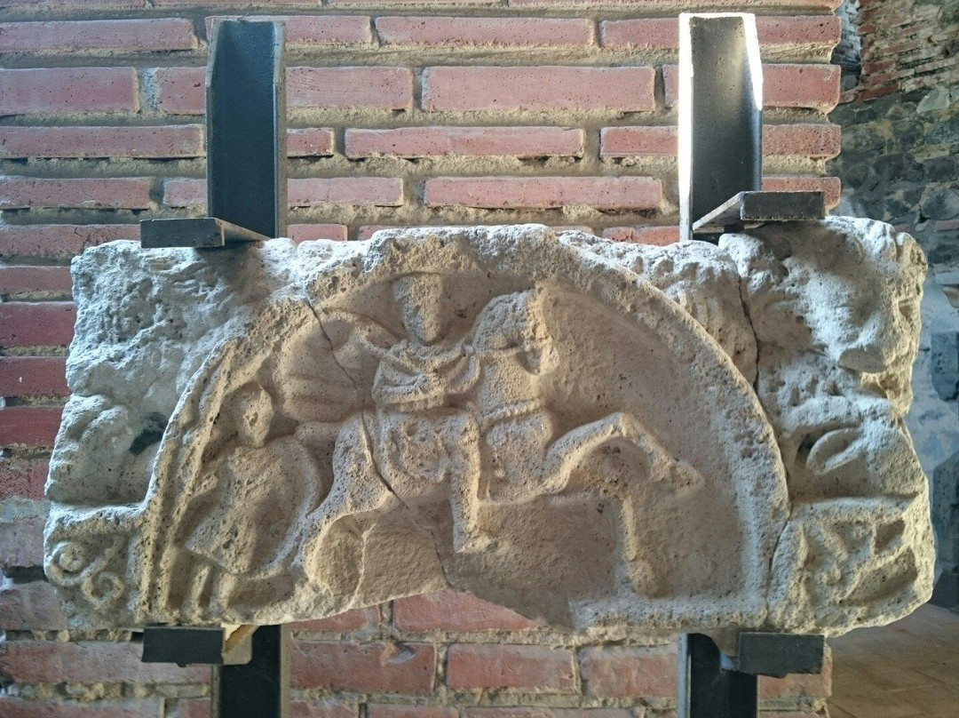 Romuliana, Roman palace at entrance景点图片