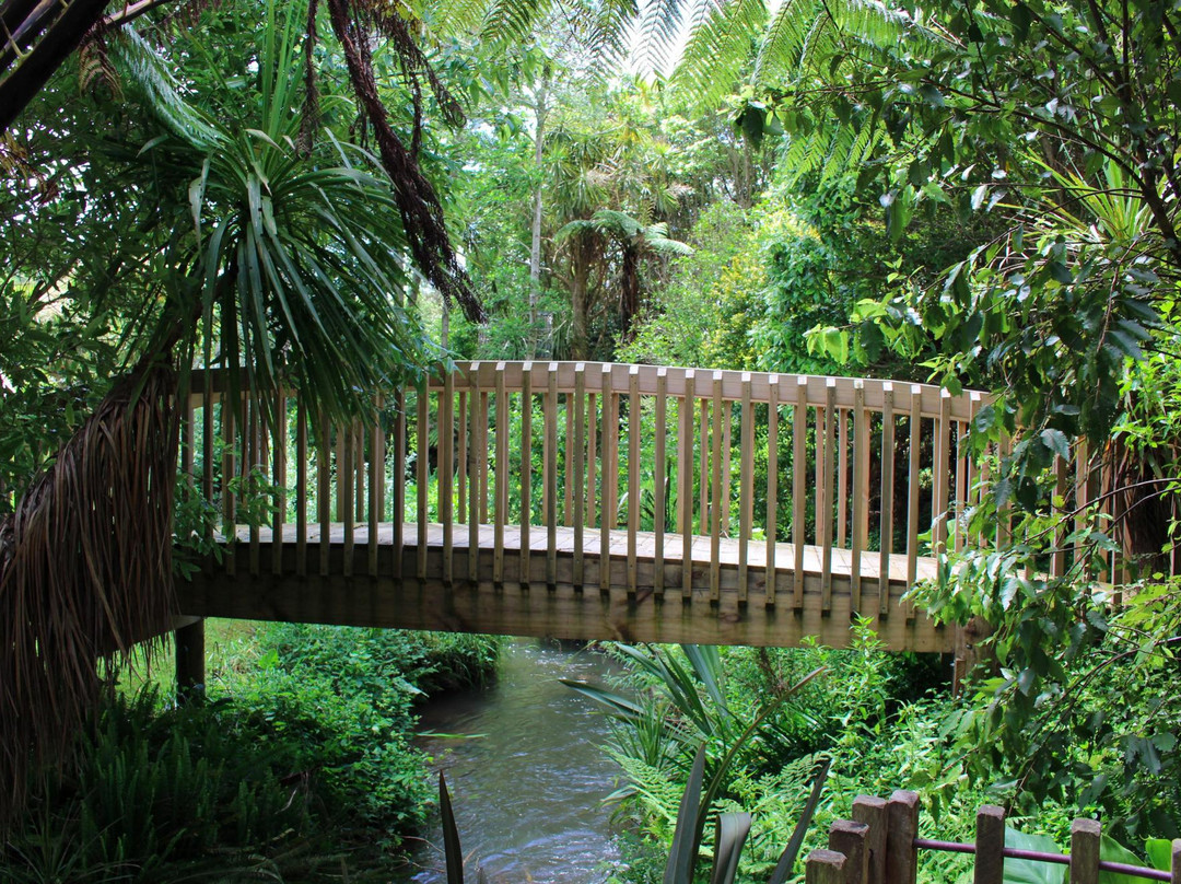 Ahiawa Chalets Limited主图