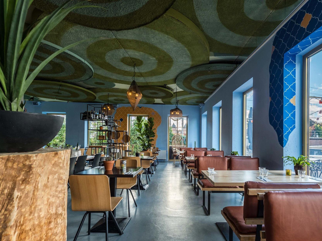 阿默斯福特餐馆和美食-Dara Amersfoort